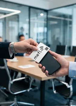 Professionals_tapping_card_to_sm…_202608241735